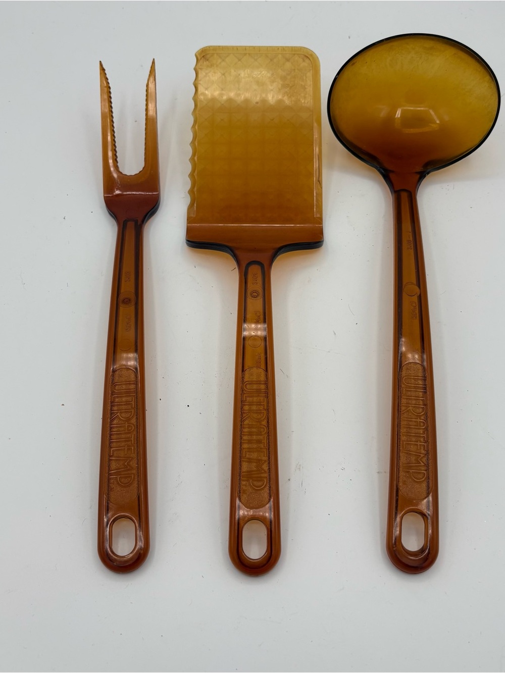 Vtg Ultratemp Kitchen Utensils Ladle Meat Fork Spatula 400° Robinson Knife USA
